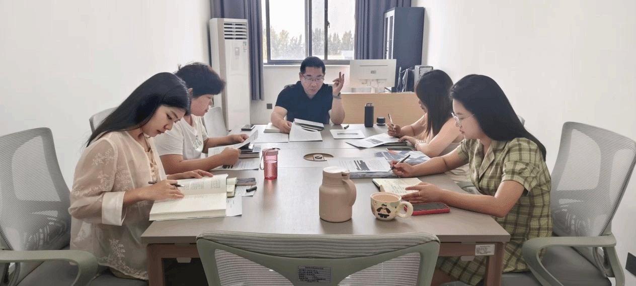 精研大纲提质增效 深耕教研赋能育人 ——大学生职业规划与就业指导教研室开展 生涯就业课程大纲专项教研活动